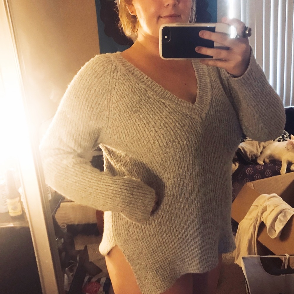 Forever 21 Grey Knit Sweater